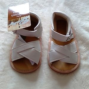 Infant's NWT white sandals, size 3, 12/18 months